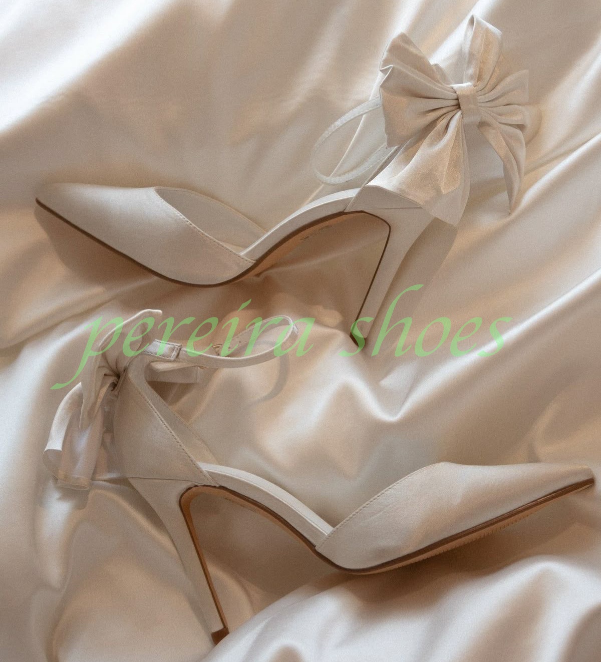 Damskie szpilki w kolorze kośc – Satin Bow Tie recenzja i cena