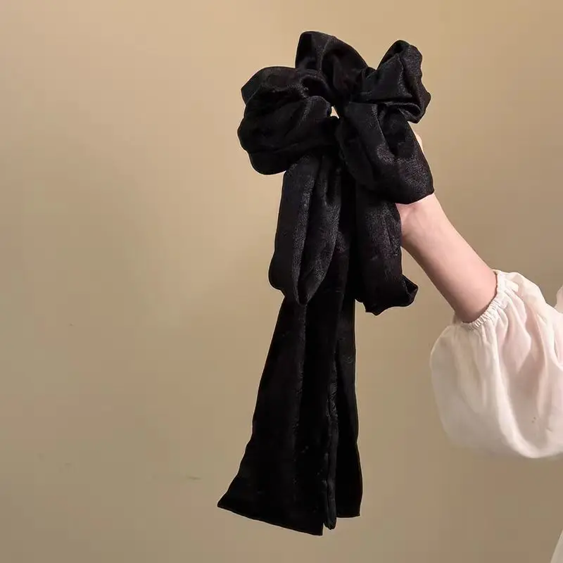 Zestaw francuskich gumek do wł – Satin Bow Tie recenzja i cena
